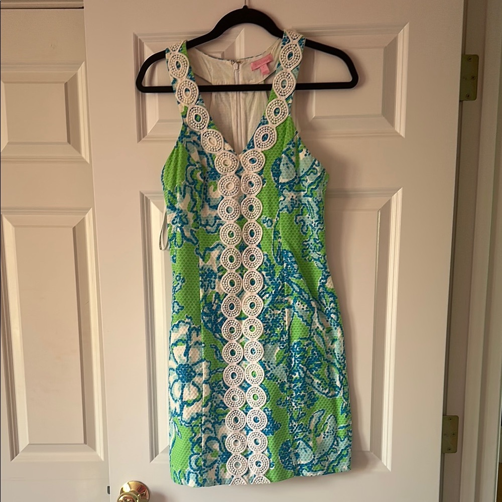 Elegant Lilly Pulitzer Green and Blue Dress with Lace Detail